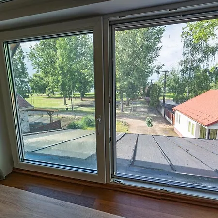 Friends - Családoknak és Baráti Társaságoknak