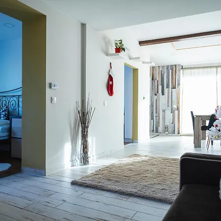 Friends - Családoknak és Baráti Társaságoknak Apartman *