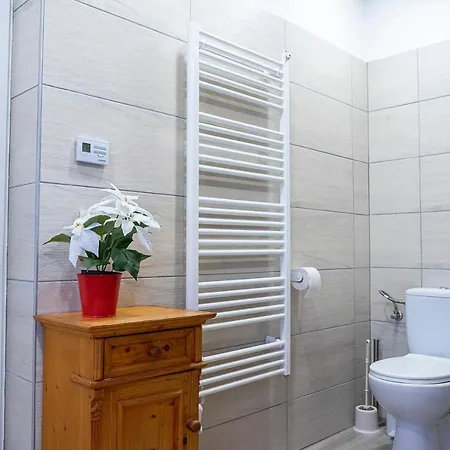 Apartment Friends - Csaladoknak Es Barati Tarsasagoknak Balatonberény