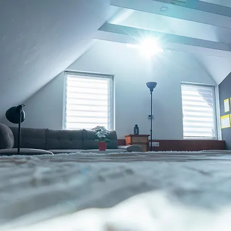 Friends - Csaladoknak Es Barati Tarsasagoknak Apartmán *