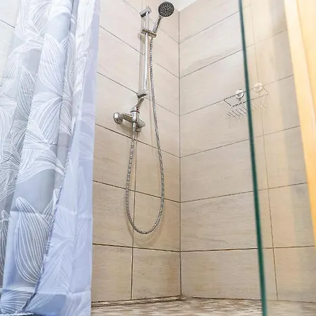 Friends - Családoknak és Baráti Társaságoknak Balatonberény