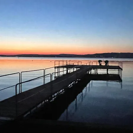 Apartment Friends - Csaladoknak Es Barati Tarsasagoknak Balatonberény