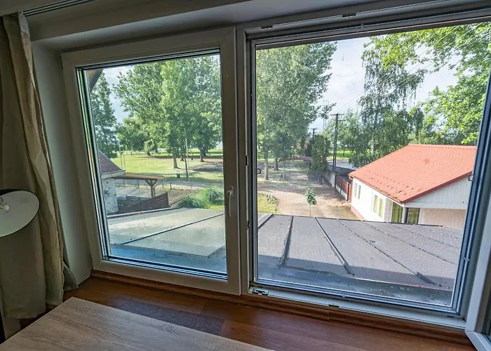 Friends - Családoknak és Baráti Társaságoknak