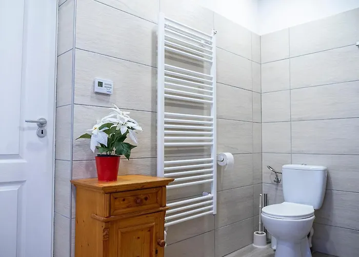 Apartament Friends - Csaladoknak Es Barati Tarsasagoknak Balatonberény